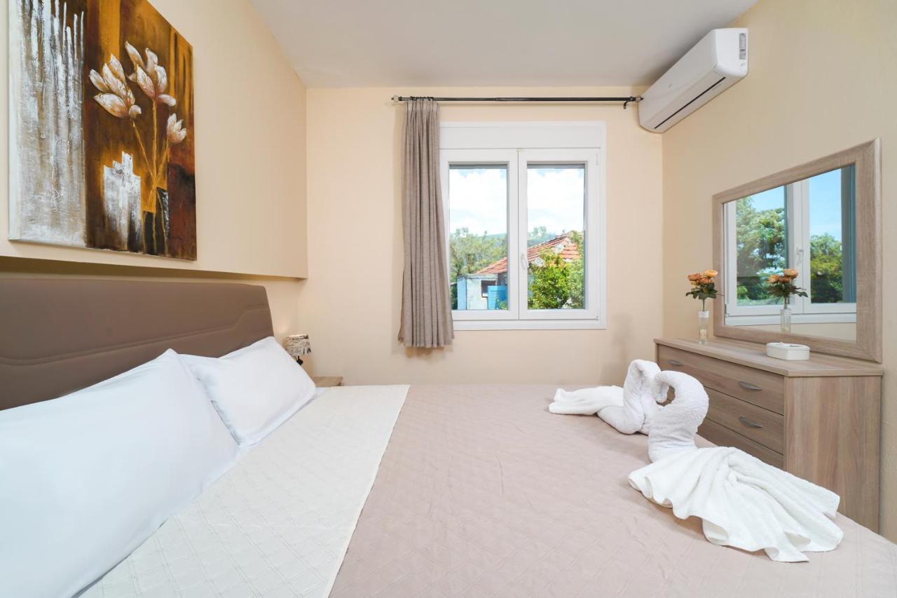 Theodore Apartments Skala Marion Ngoại thất bức ảnh